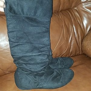 Candies size 8 1/2 boots